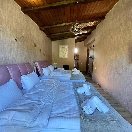 Hotel Old Tbilisi 5 Rooms Bagian luar foto