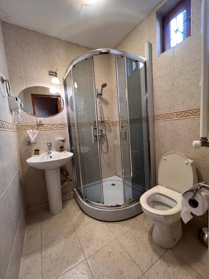 Hotel Old Tbilisi 5 Rooms Bagian luar foto
