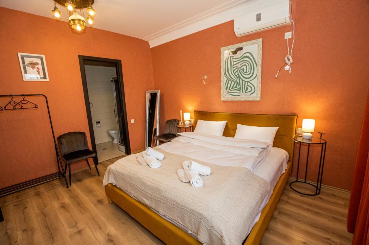 Hotel Old Tbilisi 5 Rooms Bagian luar foto