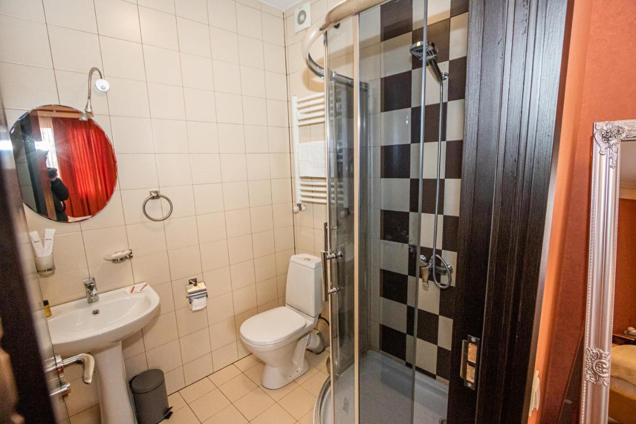 Hotel Old Tbilisi 5 Rooms Bagian luar foto